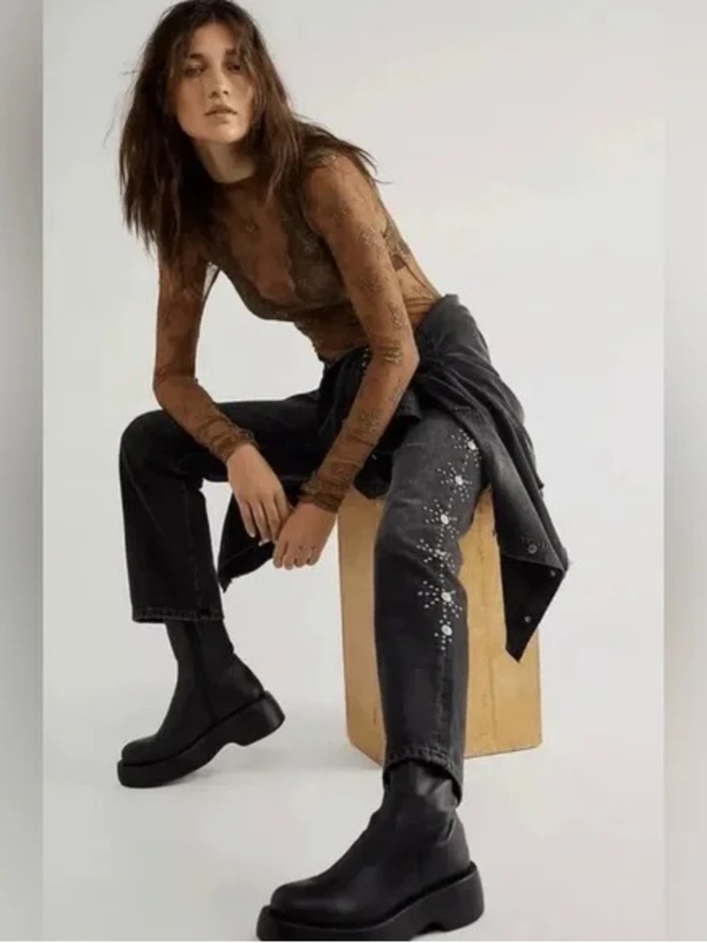 We The Free Cooper Studded Low-Rise Boyfriend Jeans - Picture 2 of 9